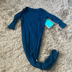 Posh Peanut Navy Knotted Layette